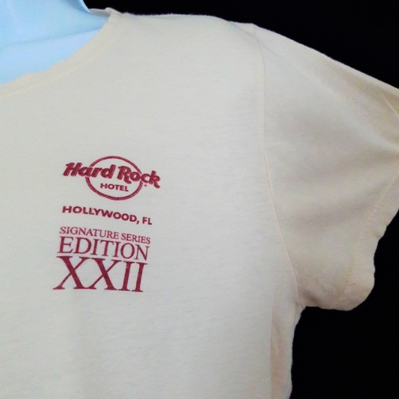 Hard Rock Cafe Signature Series T Shirt Ozzy Signature Ivory Baby Tee XL - Picture 4 of 7